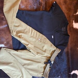 Figs Black and green Scrub Set